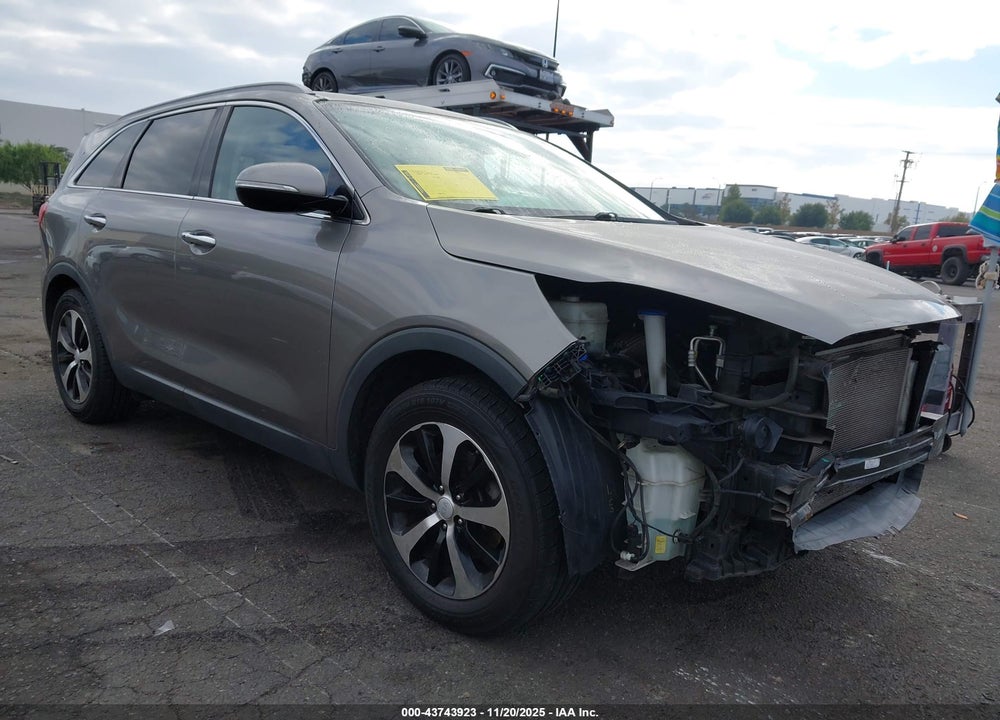 2016 KIA SORENTO 3.3L EX VIN: 5XYPH4A50GG181470