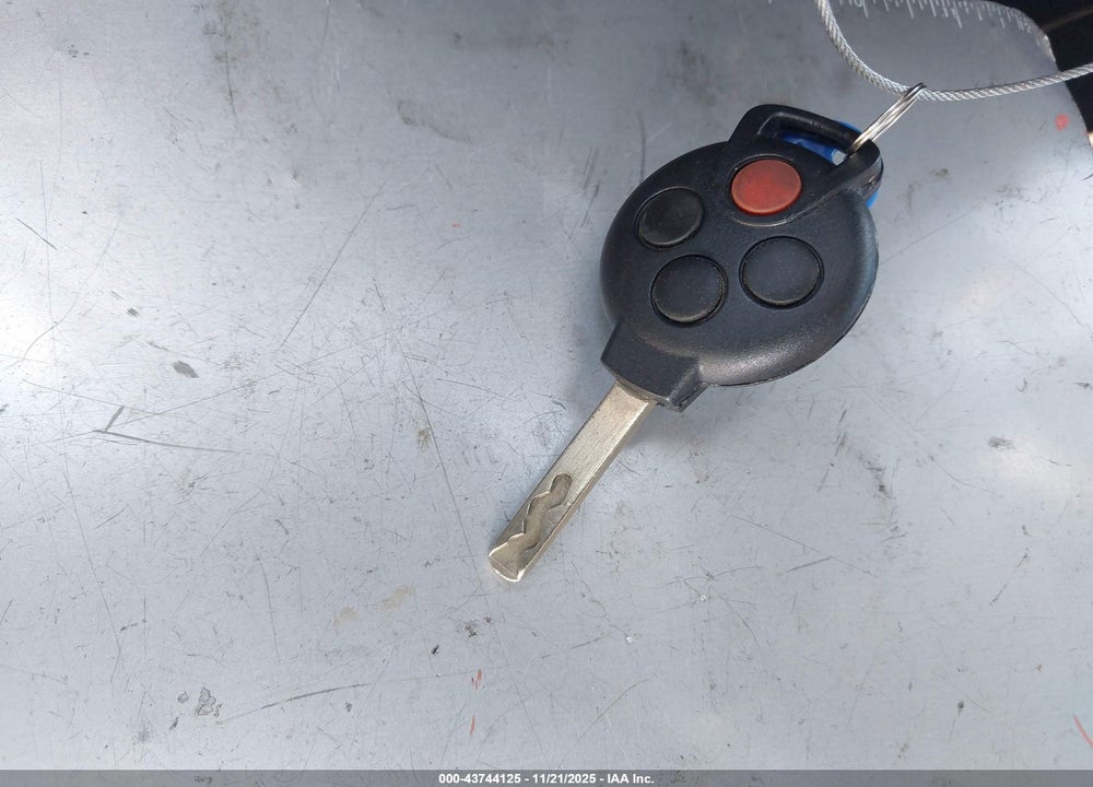 2013 SMART FORTWO PURE VIN: WMEEJ3BA1DK664524