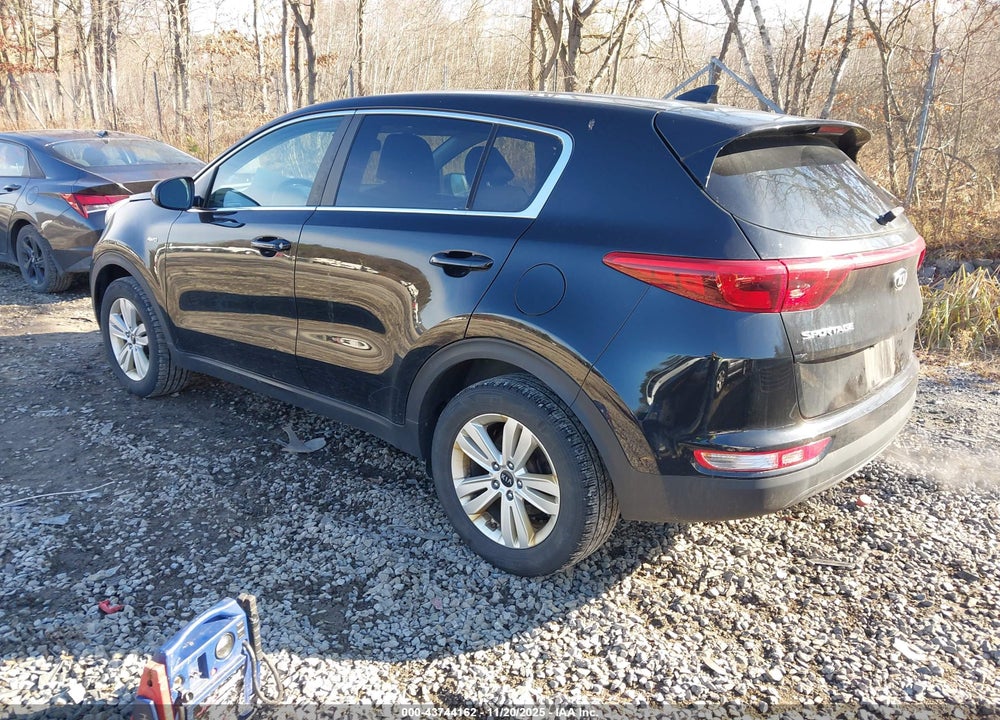 2019 KIA SPORTAGE LX VIN: KNDPMCAC0K7575609