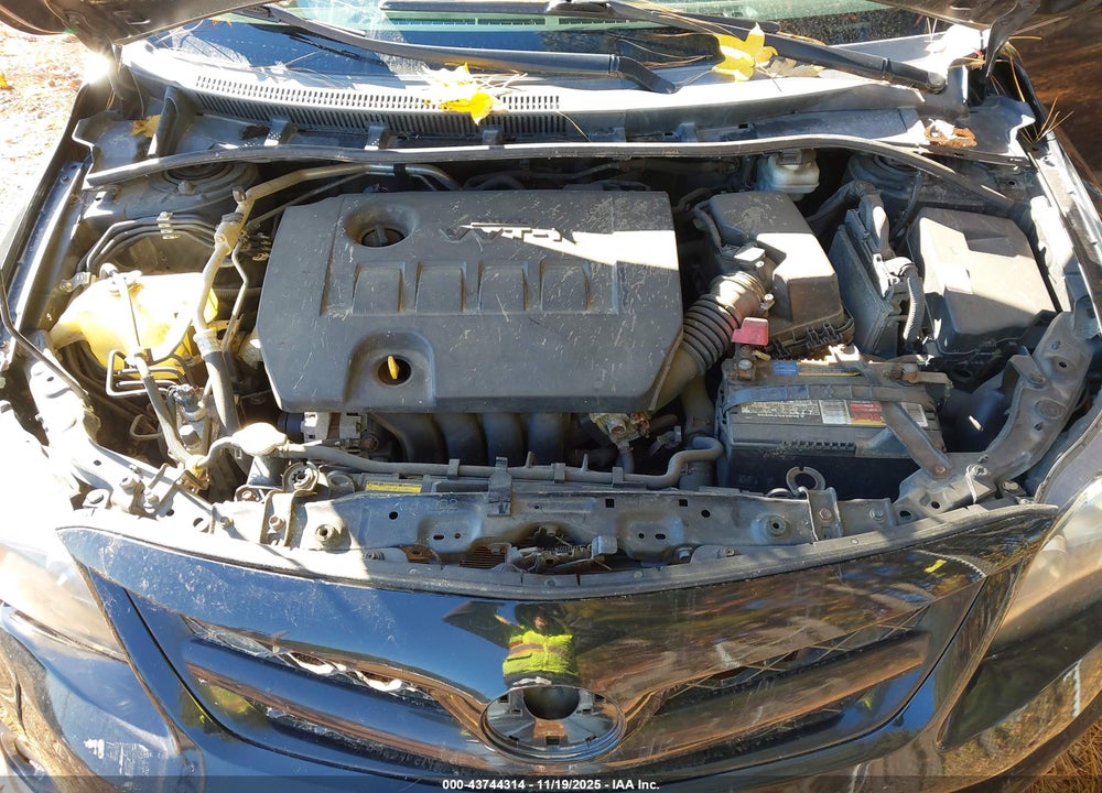 2011 TOYOTA COROLLA S VIN: 2T1BU4EE4BC676453