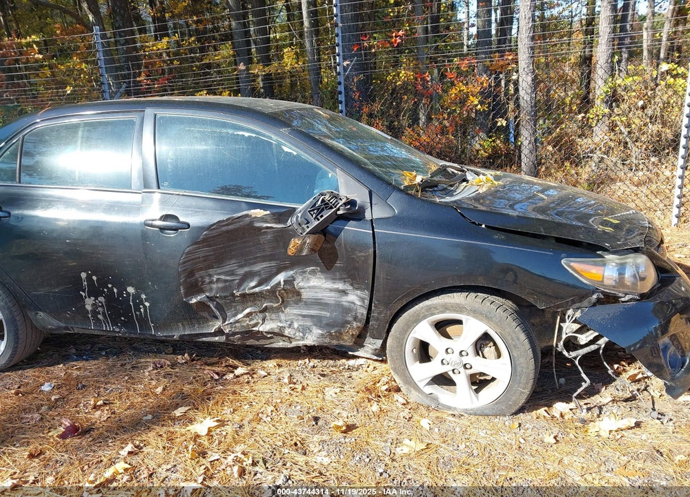 2011 TOYOTA COROLLA S VIN: 2T1BU4EE4BC676453