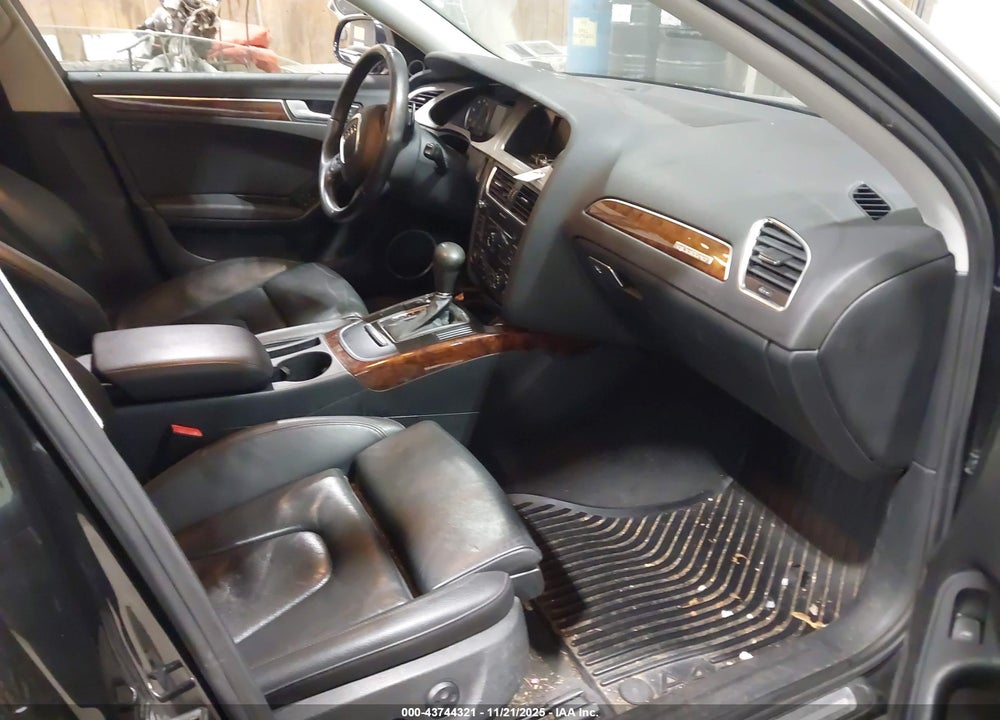2011 AUDI A4 2.0T PREMIUM VIN: WAUWFAFL5BA138675