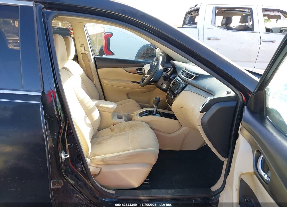 2016 NISSAN ROGUE S VIN: JN8AT2MT8GW007088