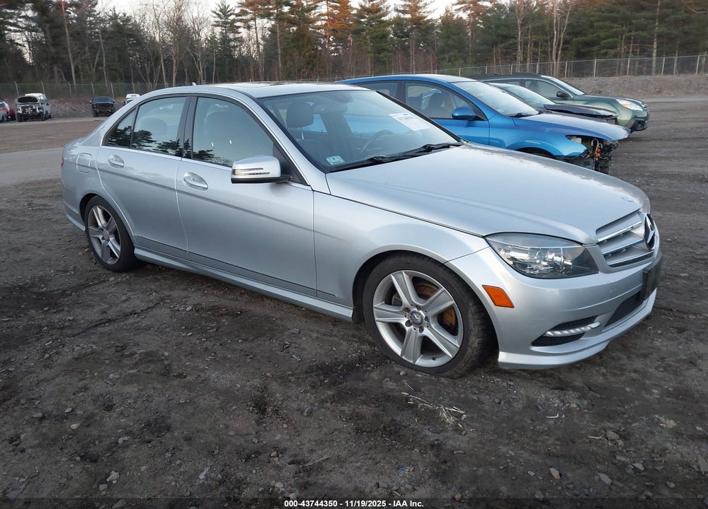 2011 MERCEDES-BENZ C 300 SPORT 4MATIC VIN: WDDGF8BB5BR171230