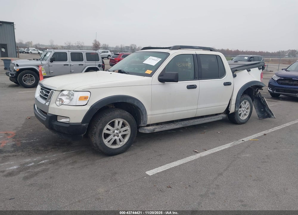 2008 FORD EXPLORER SPORT TRAC XLT VIN: 1FMEU31E98UB34169