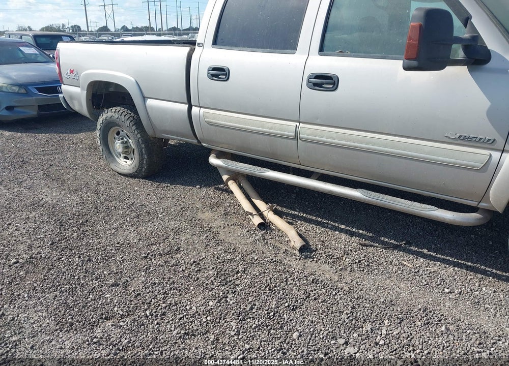 2004 CHEVROLET SILVERADO 2500 LS VIN: 1GCGK23U14F160992