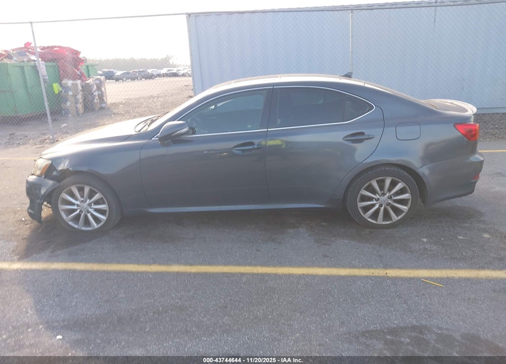 2010 LEXUS IS 250 VIN: JTHCF5C21A5039513