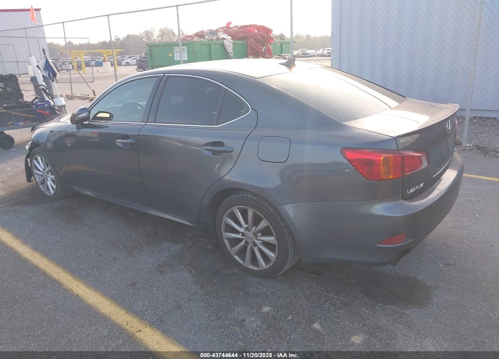 2010 LEXUS IS 250 VIN: JTHCF5C21A5039513