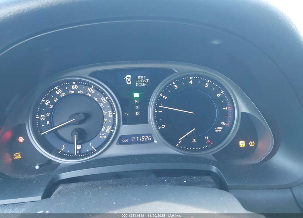 2010 LEXUS IS 250 VIN: JTHCF5C21A5039513