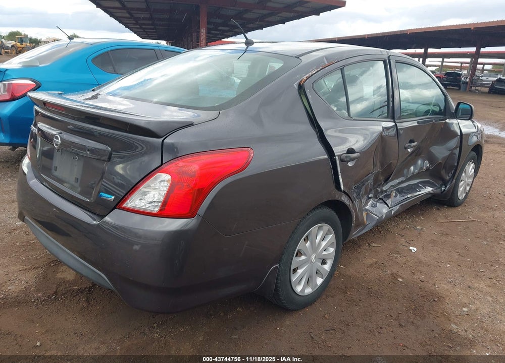 2015 NISSAN VERSA 1.6 S+ VIN: 3N1CN7AP2FL893872