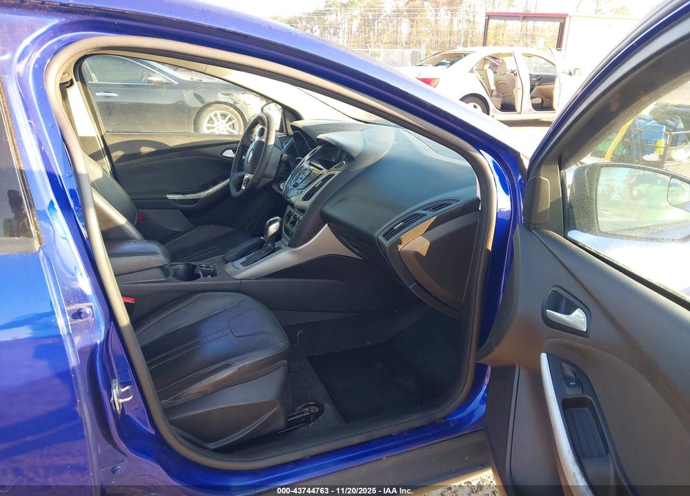 2014 FORD FOCUS VIN: 1FADP3F25EL443859