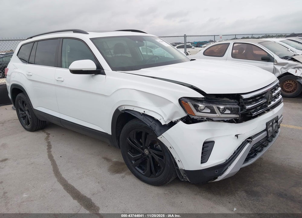 2022 VOLKSWAGEN ATLAS 3.6L V6 SE W/TECHNOLOGY VIN: 1V2JR2CA0NC531374