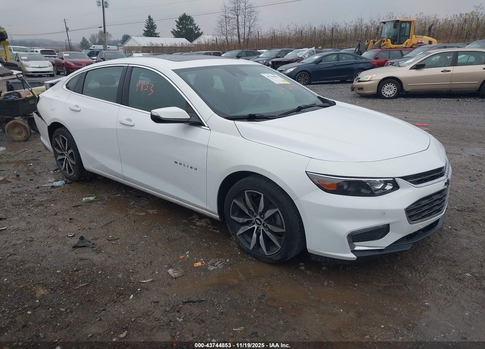 2018 CHEVROLET MALIBU LT VIN: 1G1ZD5ST8JF109717