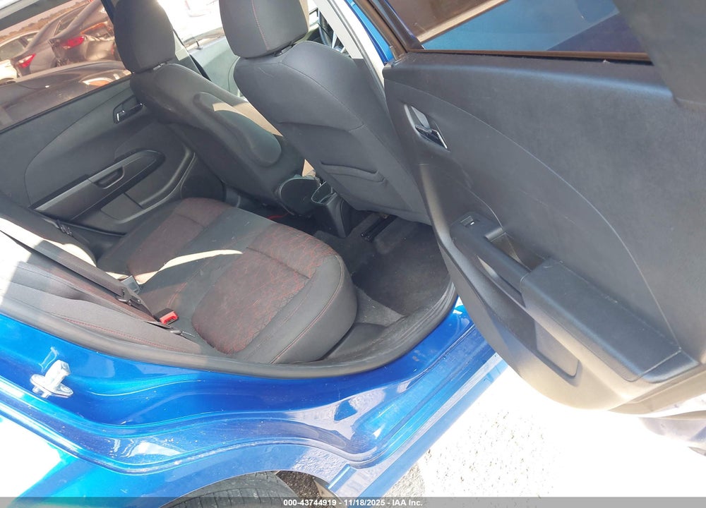 2017 CHEVROLET SONIC LT AUTO VIN: 1G1JD6SB5H4110002
