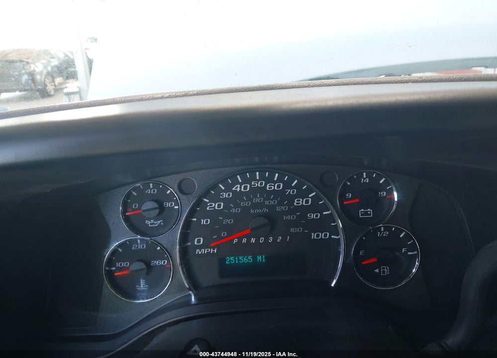 2010 CHEVROLET EXPRESS 1500 WORK VAN VIN: 1GCUGAD44A1113526