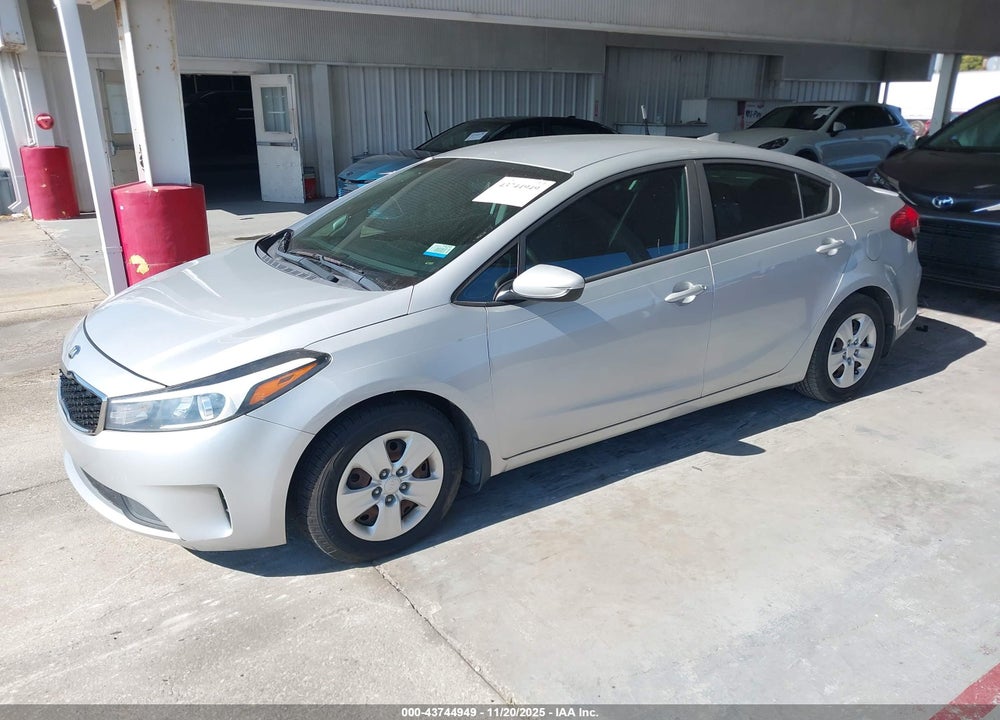 2018 KIA FORTE VIN: 3KPFL4A7XJE247250