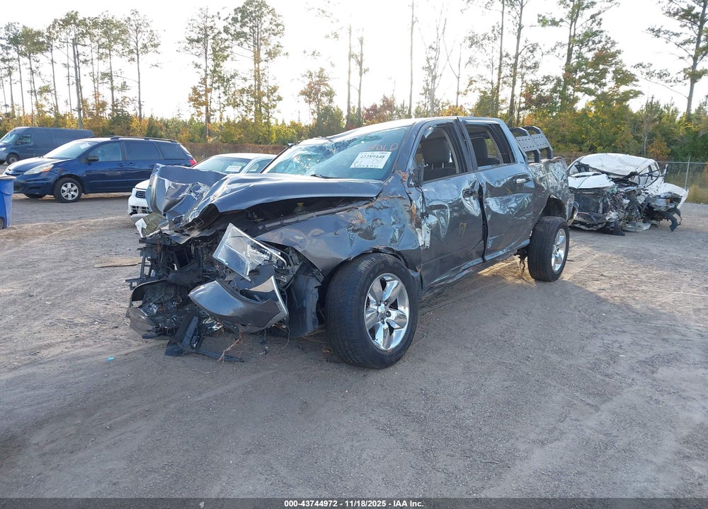 2015 RAM 1500 VIN: 1C6RR7TM5FS724551