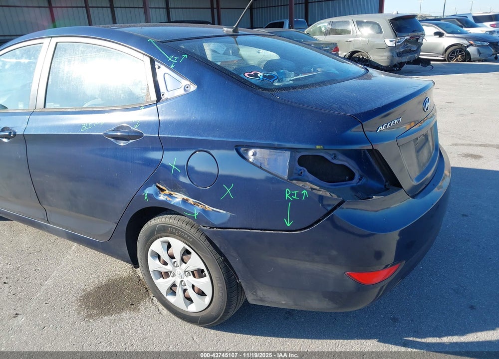 2015 HYUNDAI ACCENT VIN: KMHCT4AE6FU803110