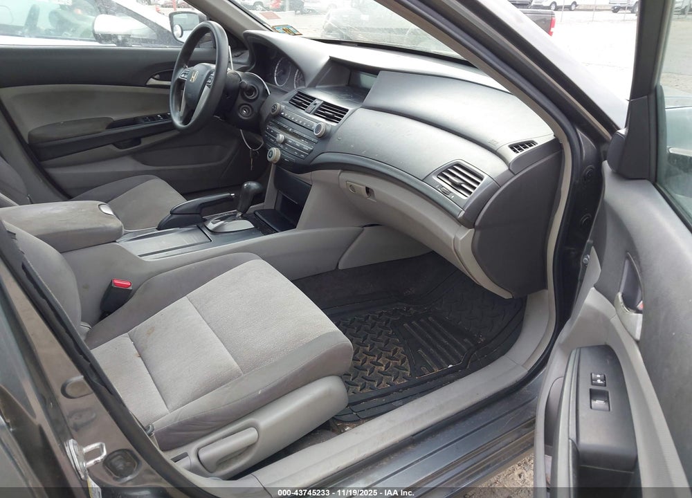 2008 HONDA ACCORD 2.4 LX-P VIN: 1HGCP26438A110353