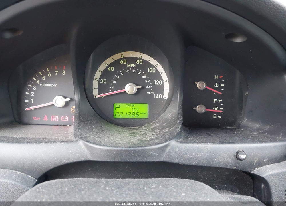 2007 KIA SPORTAGE VIN: KNDJE723277439773