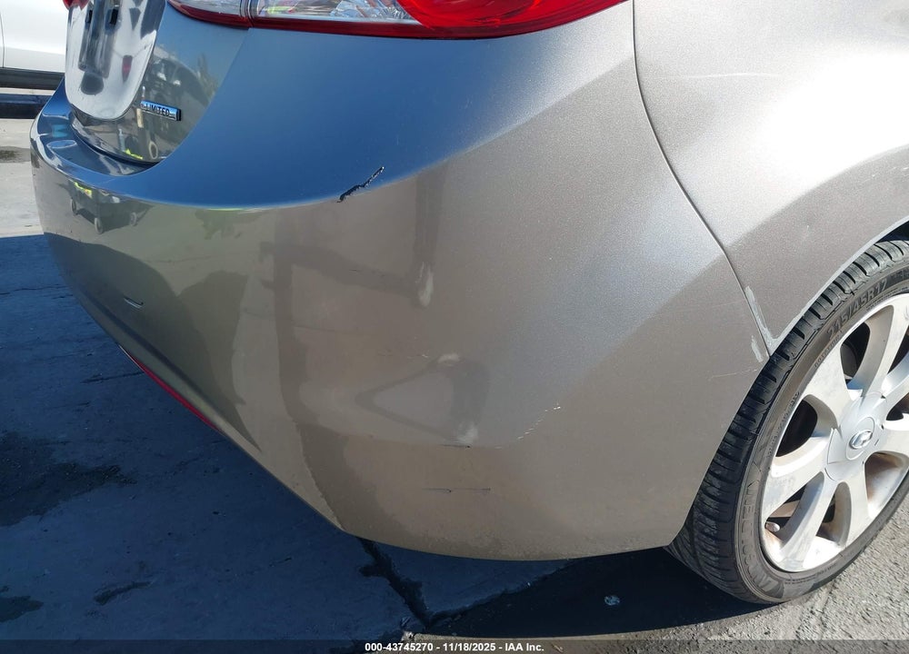 2011 HYUNDAI ELANTRA VIN: 5NPDH4AE0BH001277