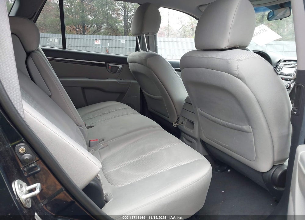 2009 HYUNDAI SANTA FE GLS VIN: 5NMSG13D89H259258
