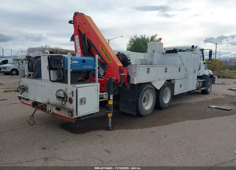 2019 FREIGHTLINER 114SD VIN: 3ALHG3DV7KDKL5533
