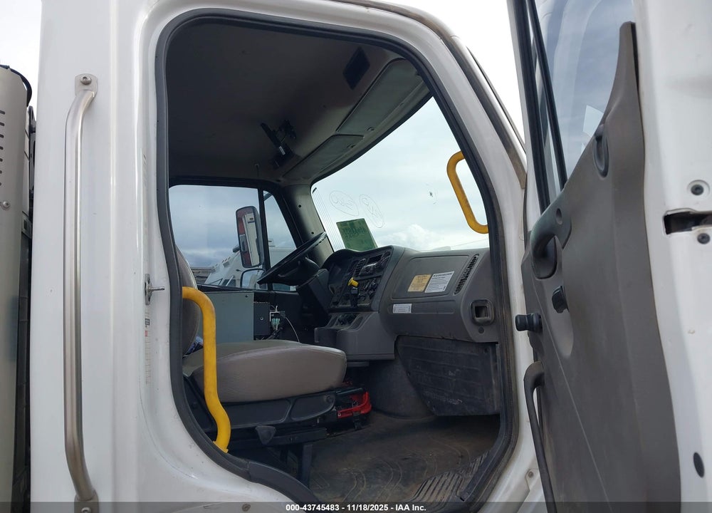 2019 FREIGHTLINER 114SD VIN: 3ALHG3DV7KDKL5533
