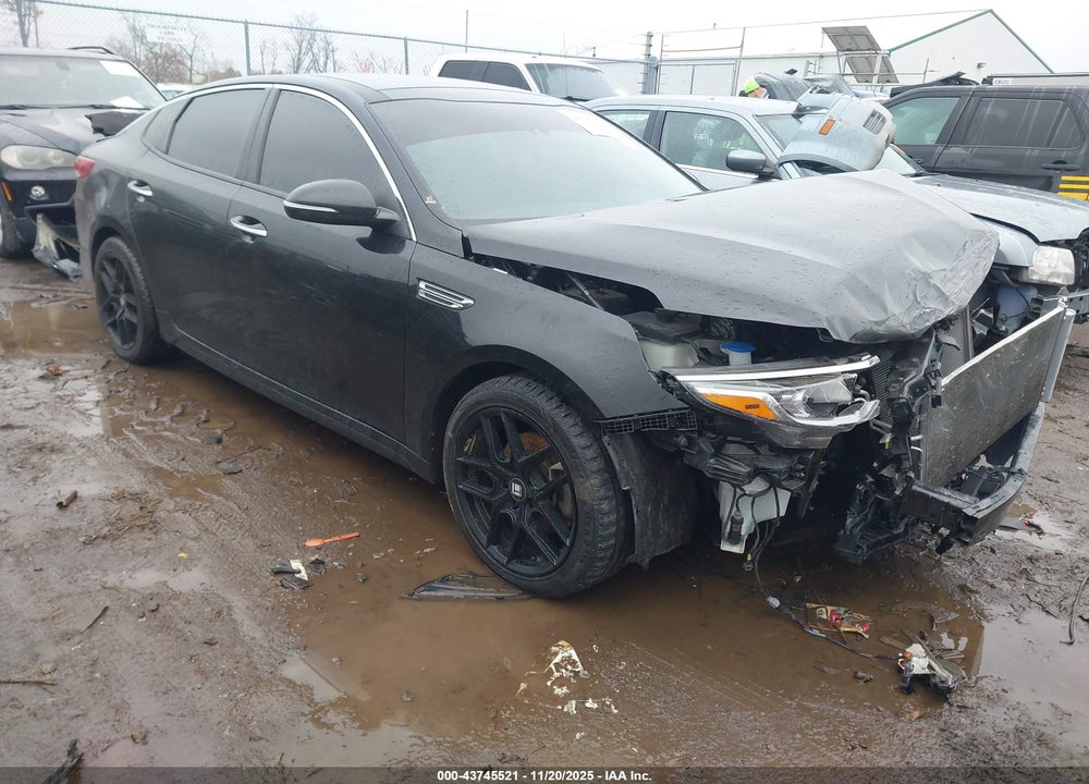 2019 KIA OPTIMA S VIN: 5XXGT4L32KG360911