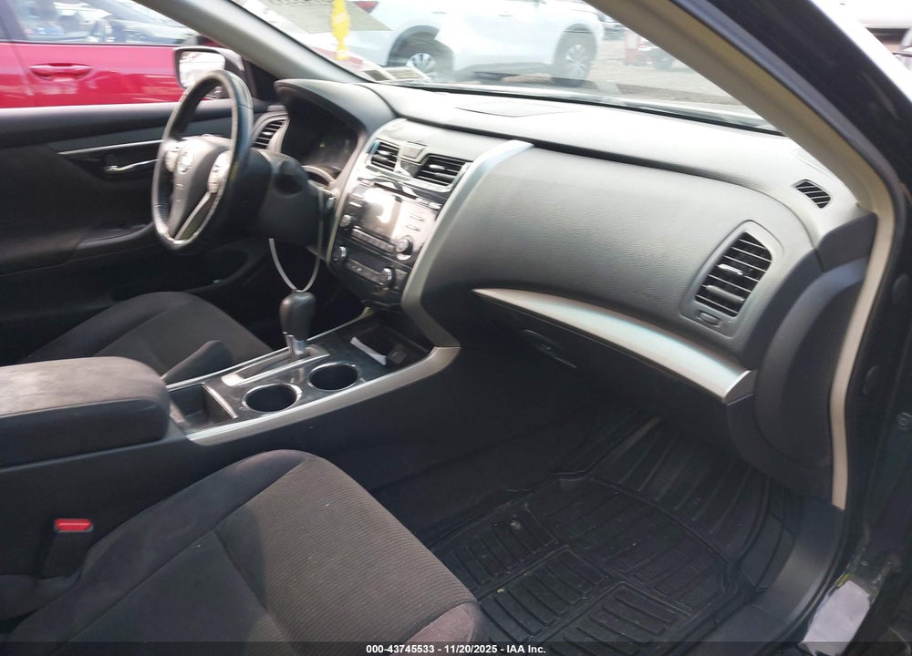 2013 NISSAN ALTIMA VIN: 1N4AL3AP1DC137130