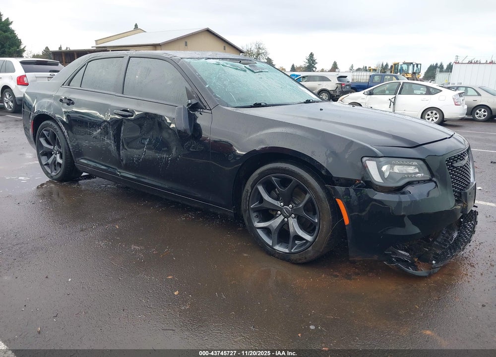 2020 CHRYSLER 300 TOURING VIN: 2C3CCAAG4LH172591