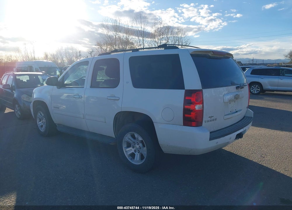 2011 CHEVROLET TAHOE LT VIN: 1GNSCBE06BR388863