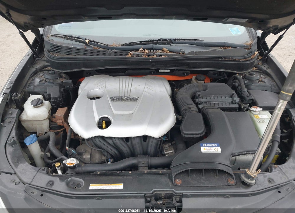 2012 HYUNDAI SONATA HYBRID VIN: KMHEC4A41CA028535