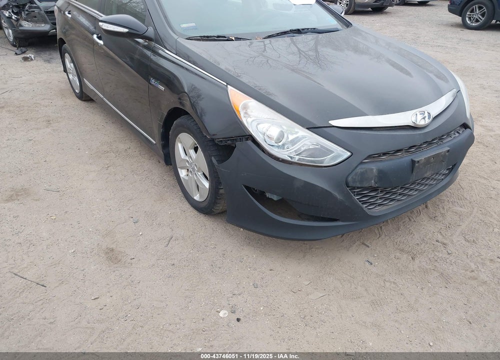 2012 HYUNDAI SONATA HYBRID VIN: KMHEC4A41CA028535