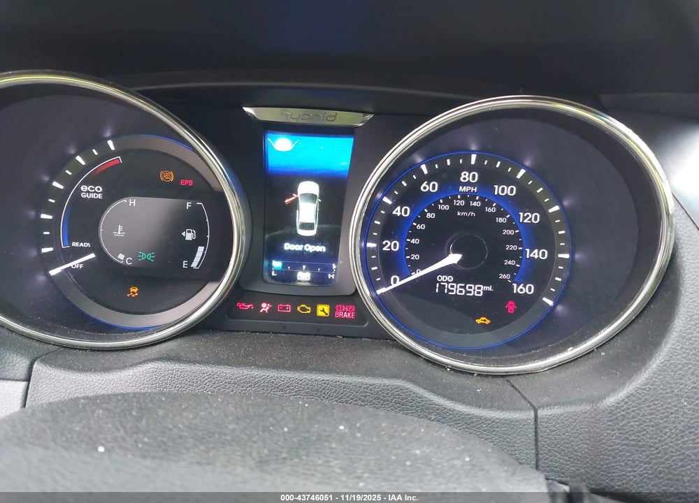 2012 HYUNDAI SONATA HYBRID VIN: KMHEC4A41CA028535