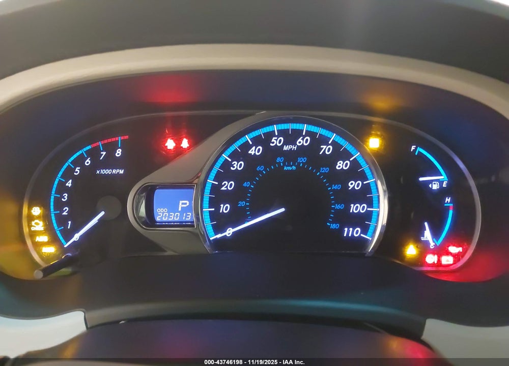 2011 TOYOTA SIENNA XLE VIN: 5TDDK3DCXBS010746