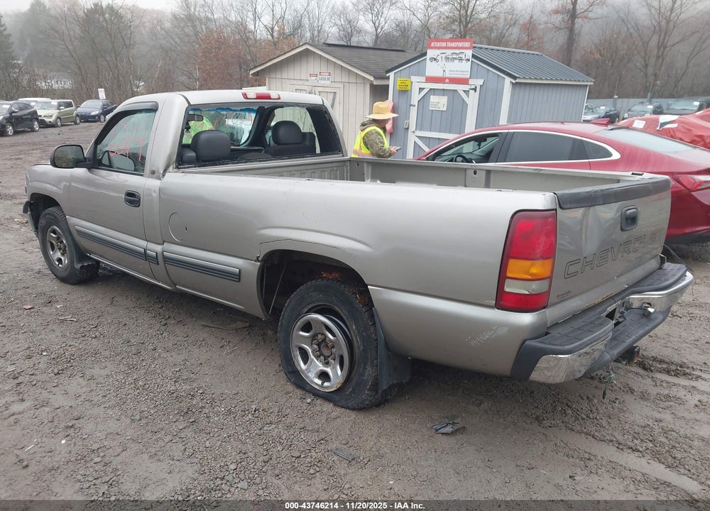 2000 CHEVROLET SILVERADO 1500 VIN: 1GCEK14V2YZ210148