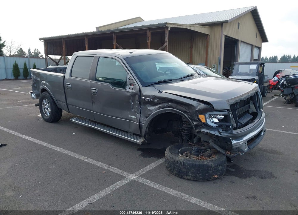 2014 FORD F-150 LARIAT VIN: 1FTFW1ET1EKF38428