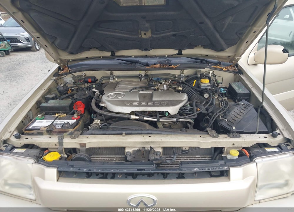 2001 INFINITI QX4 LUXURY VIN: JNRDR07Y81W111199