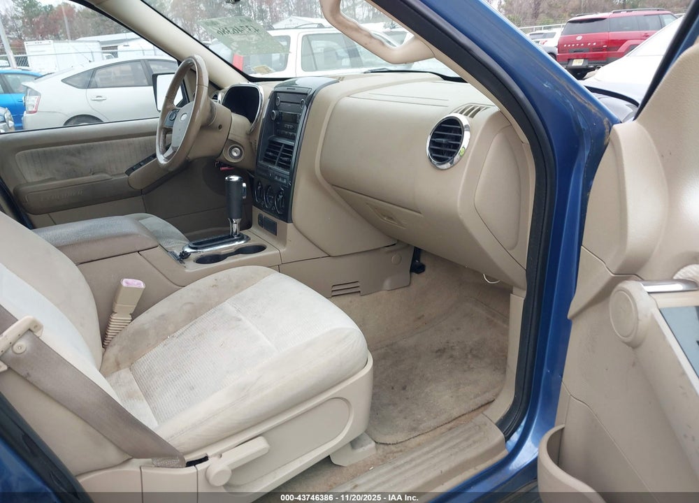2009 FORD EXPLORER XLT VIN: 1FMEU73E69UA31684