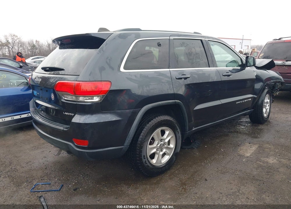 2016 JEEP GRAND CHEROKEE LAREDO VIN: 1C4RJFAG2GC420354