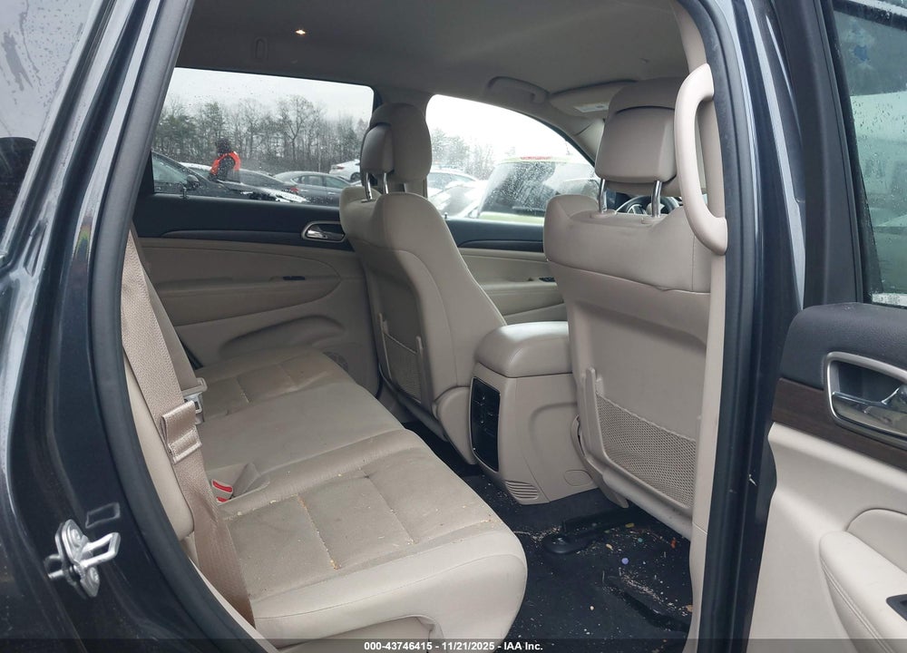 2016 JEEP GRAND CHEROKEE LAREDO VIN: 1C4RJFAG2GC420354
