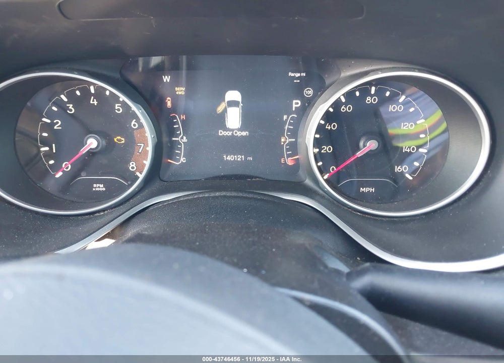 2018 JEEP COMPASS LATITUDE 4X4 VIN: 3C4NJDBB4JT259393