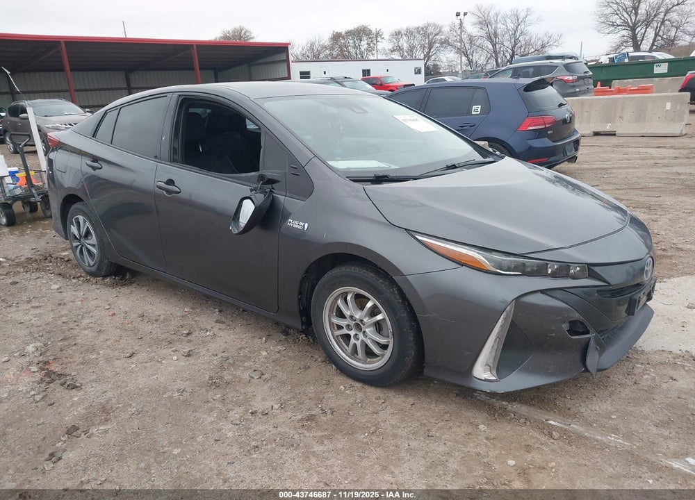 2018 TOYOTA PRIUS PRIME PREMIUM VIN: JTDKARFP9J3092191
