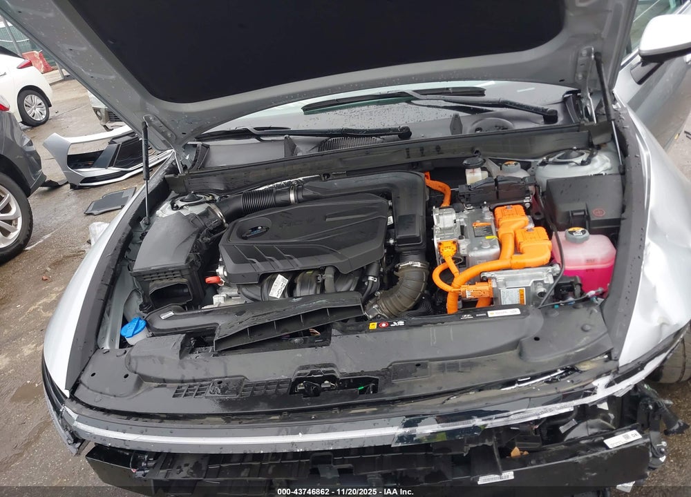2025 HYUNDAI SONATA HYBRID LIMITED VIN: KMHL54JJ2SA118010