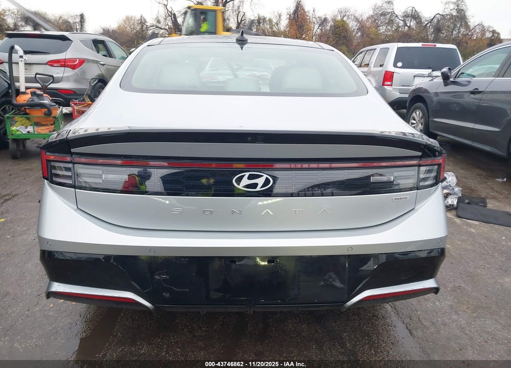 2025 HYUNDAI SONATA HYBRID LIMITED VIN: KMHL54JJ2SA118010