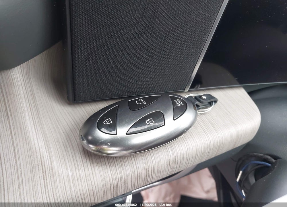 2025 HYUNDAI SONATA HYBRID LIMITED VIN: KMHL54JJ2SA118010