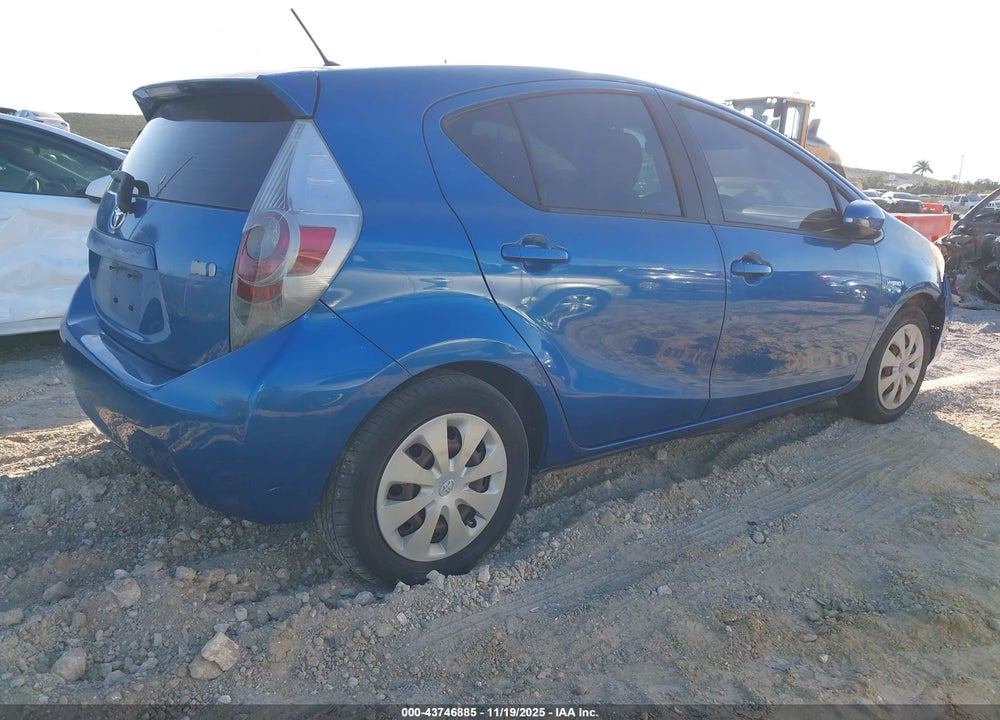 2013 TOYOTA PRIUS C TWO VIN: JTDKDTB35D1535248