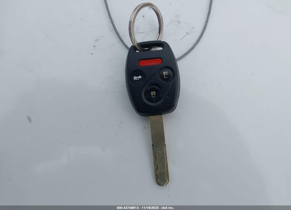 2008 HONDA ACCORD VIN: 1HGCP263X8A066228
