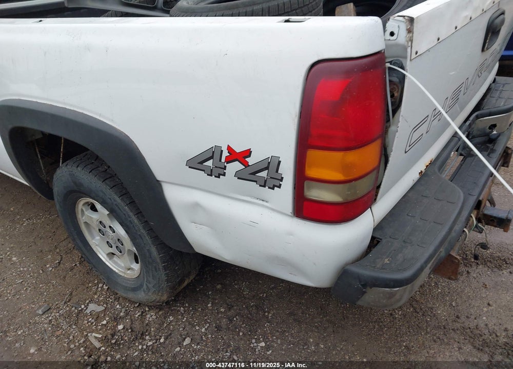 2000 CHEVROLET SILVERADO 1500 VIN: 1GCEK14W5YZ310043